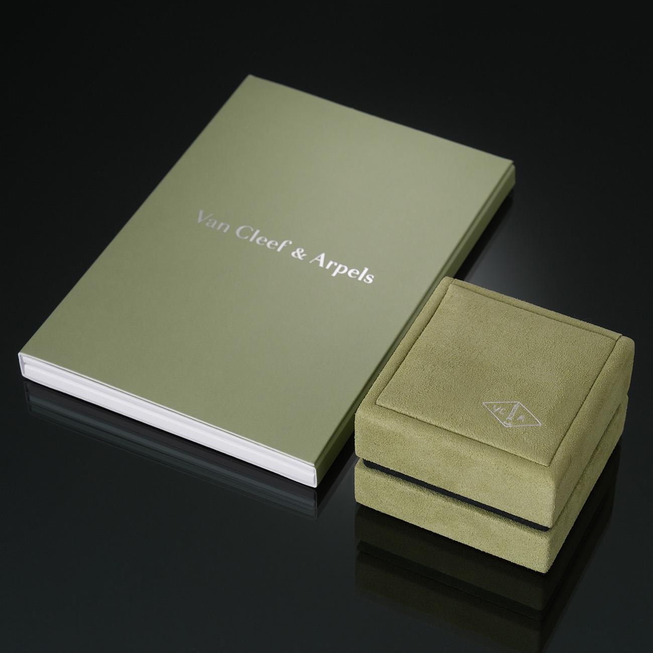 VAN CLEEF & ARPELS(USED)반클리프아펠 빈티지 알함브라 네크리스 자개